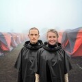 Genanvendelig regnponcho m/hætte sort